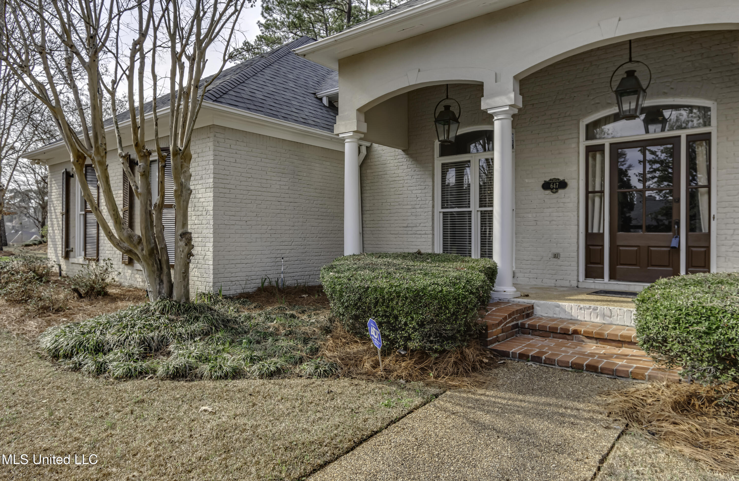 647 Wendover Way Ridgeland, MS 39157 - Photo 4 of 68 4