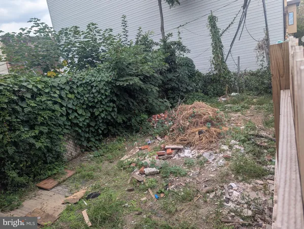 $180,000 | 2622 Almond Street, Philadelphia, PA 19125