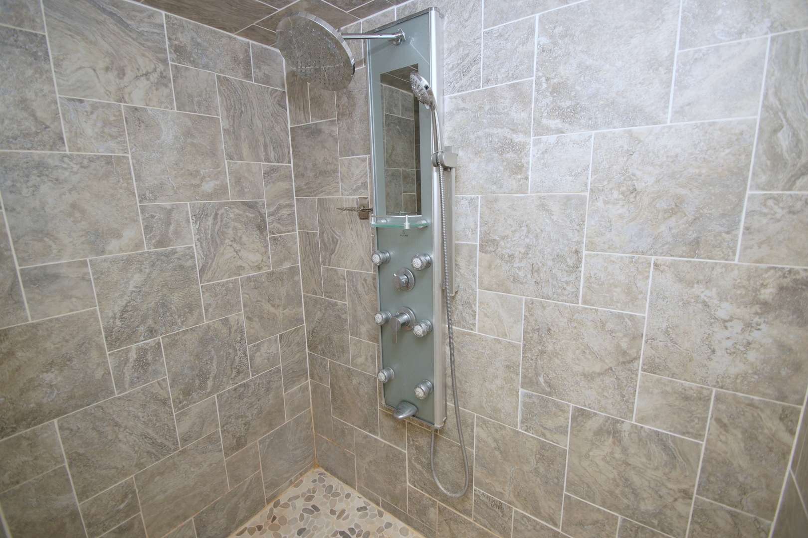 6711 Ridge Drive Davenport, IA 52806 - Photo 18 of 25