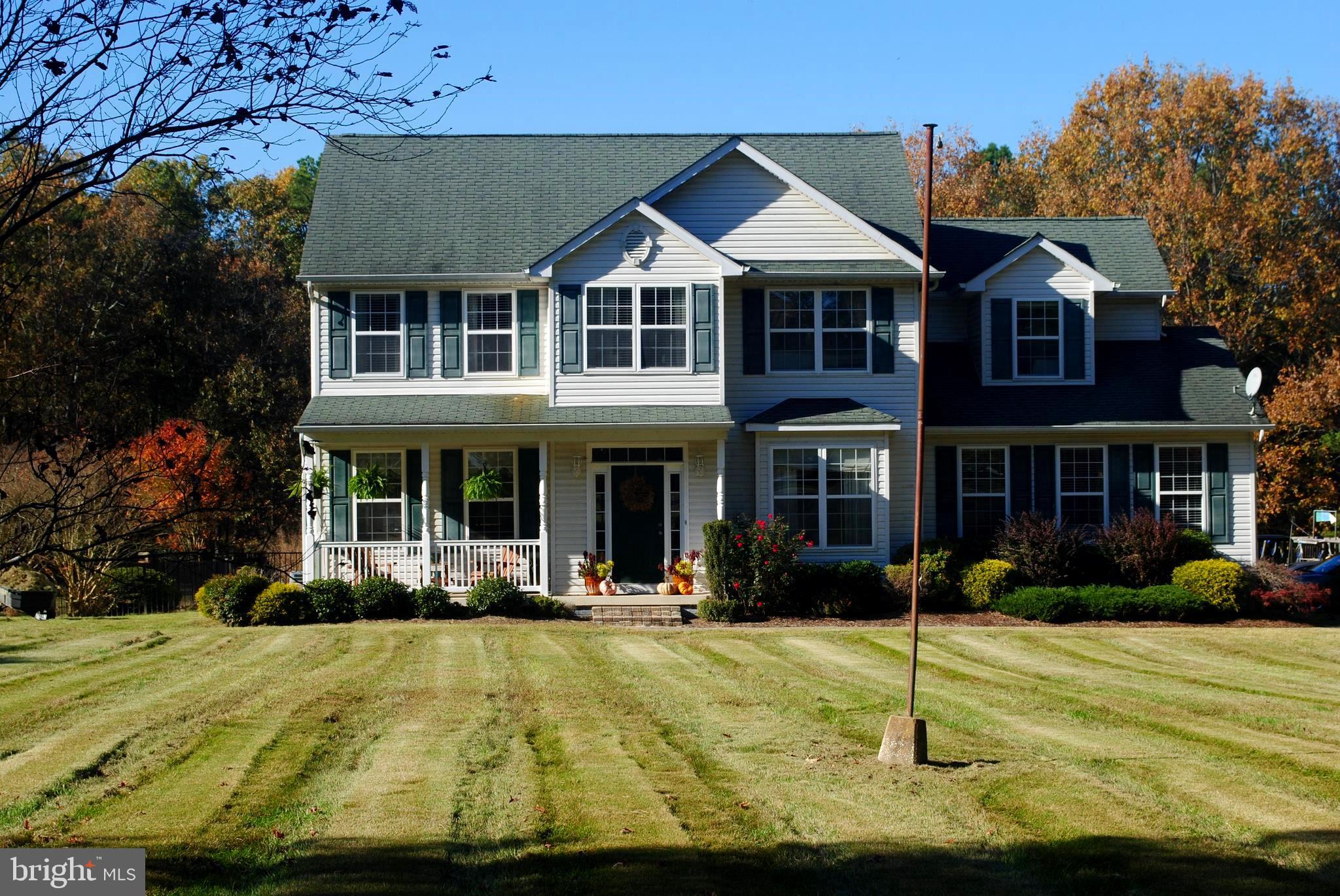 19095 Ridge Road Colonial Beach, VA 22443 - Photo 2 of 57 Front of house.