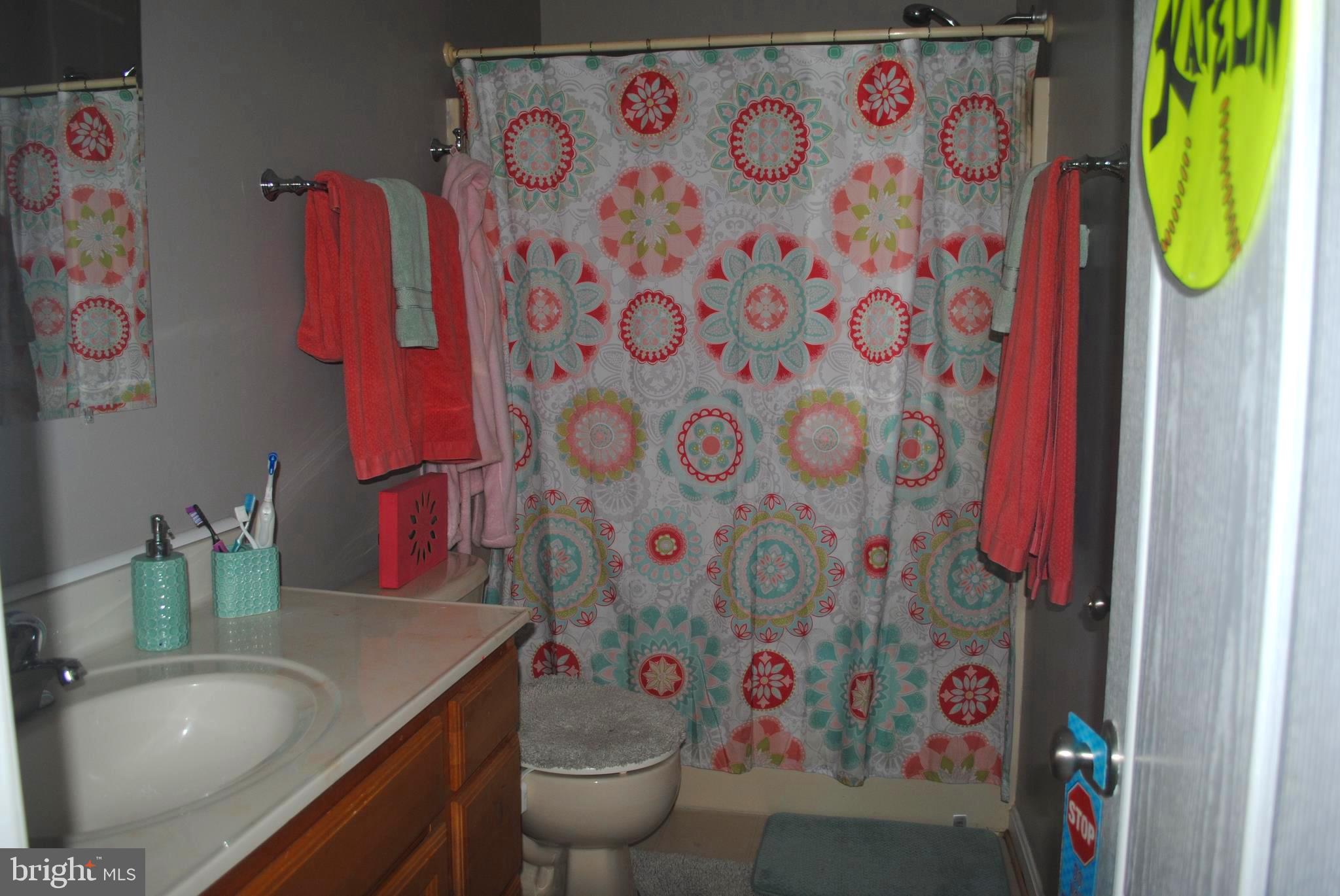 19095 Ridge Road Colonial Beach, VA 22443 - Photo 41 of 57 Upstairs bath.