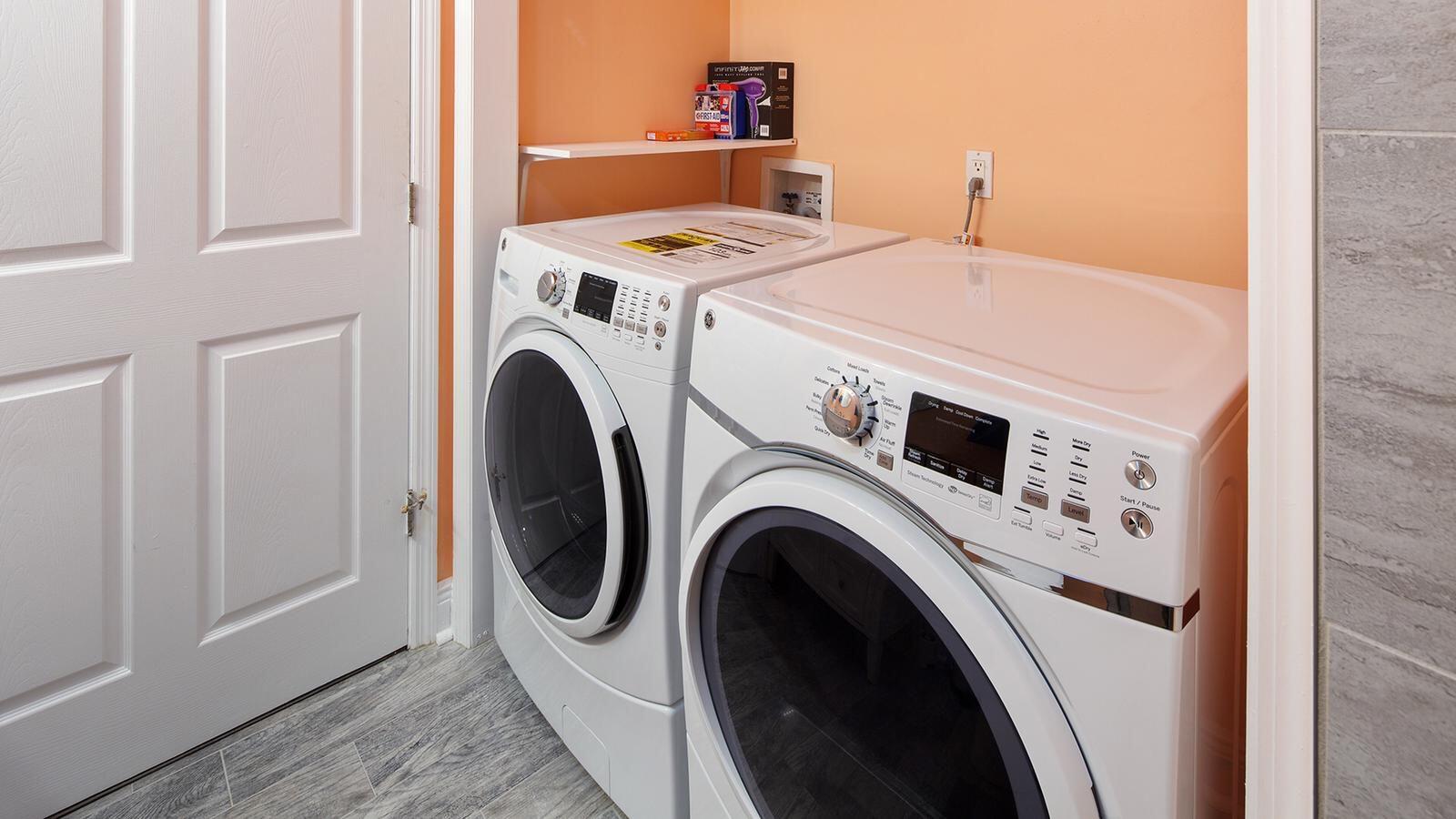 32 Beach Drive Key West, FL 33040 - Photo 19 of 33 a utility room with dryer and washer