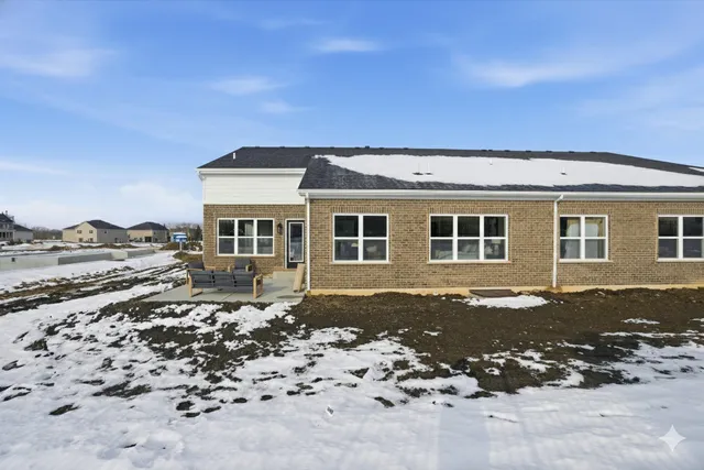 $669,990 | 16550 Kayla Drive, Lemont, IL 60439