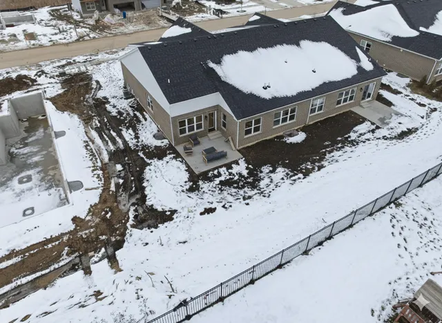 $669,990 | 16550 Kayla Drive, Lemont, IL 60439