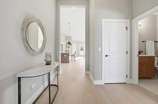 $669,990 | 16550 Kayla Drive, Lemont, IL 60439