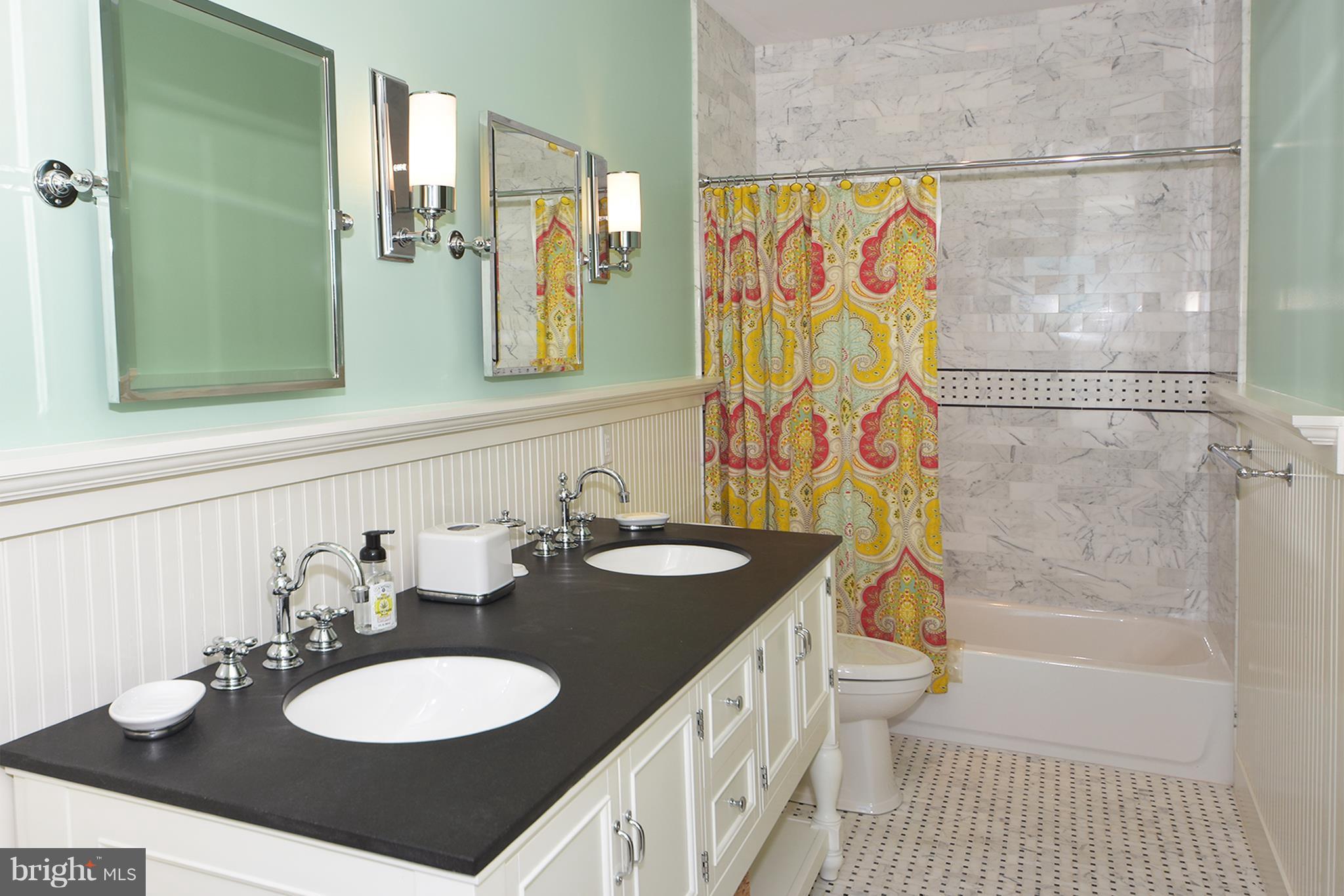 2703 Hambleton Road Riva, MD 21140 - Photo 19 of 27 Bath