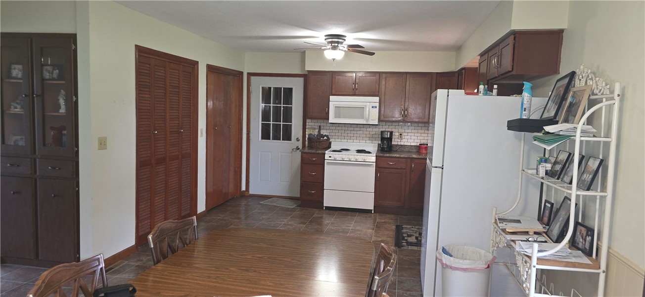 104 East Harrison Street Sigel, IL 62462 - Photo 9 of 29
