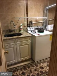 $1,800 | 82 3rd Avenue, Broomall, PA 19008