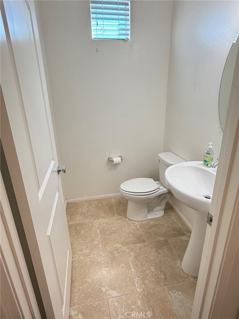 42688 Azure Street Temecula, CA 92592 - Photo 17 of 46