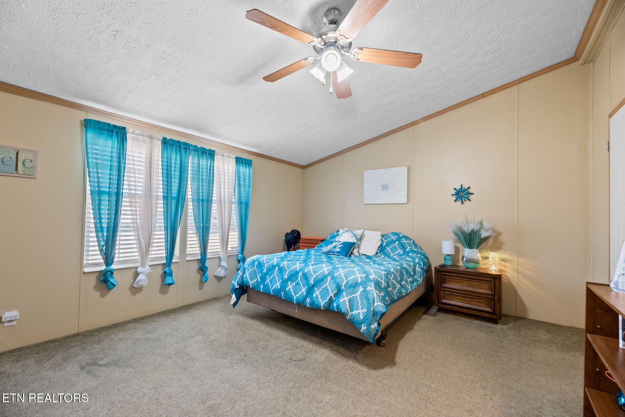 609 Old Emory Road Clinton, TN 37716 - Photo 17 of 40 16-web-or-mls-OldEmry609 (3)