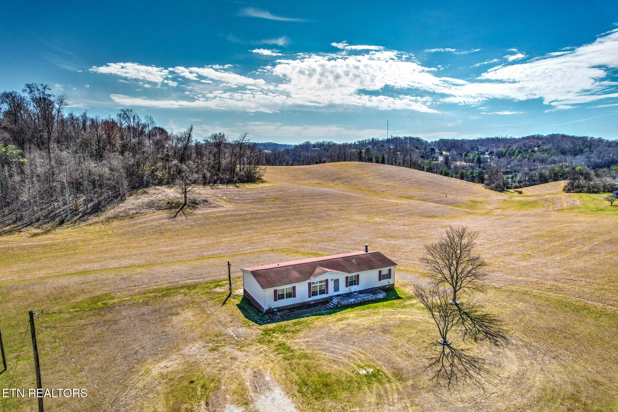 609 Old Emory Road Clinton, TN 37716 - Photo 32 of 40 31-web-or-mls-OldEmry609d (2)