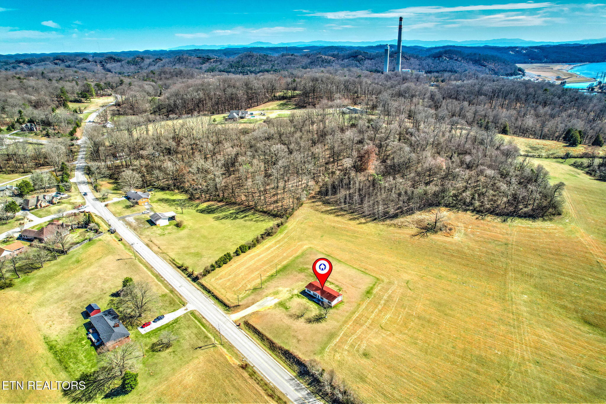 609 Old Emory Road Clinton, TN 37716 - Photo 35 of 40 35-web-or-mls-OldEmry609d (5)-2