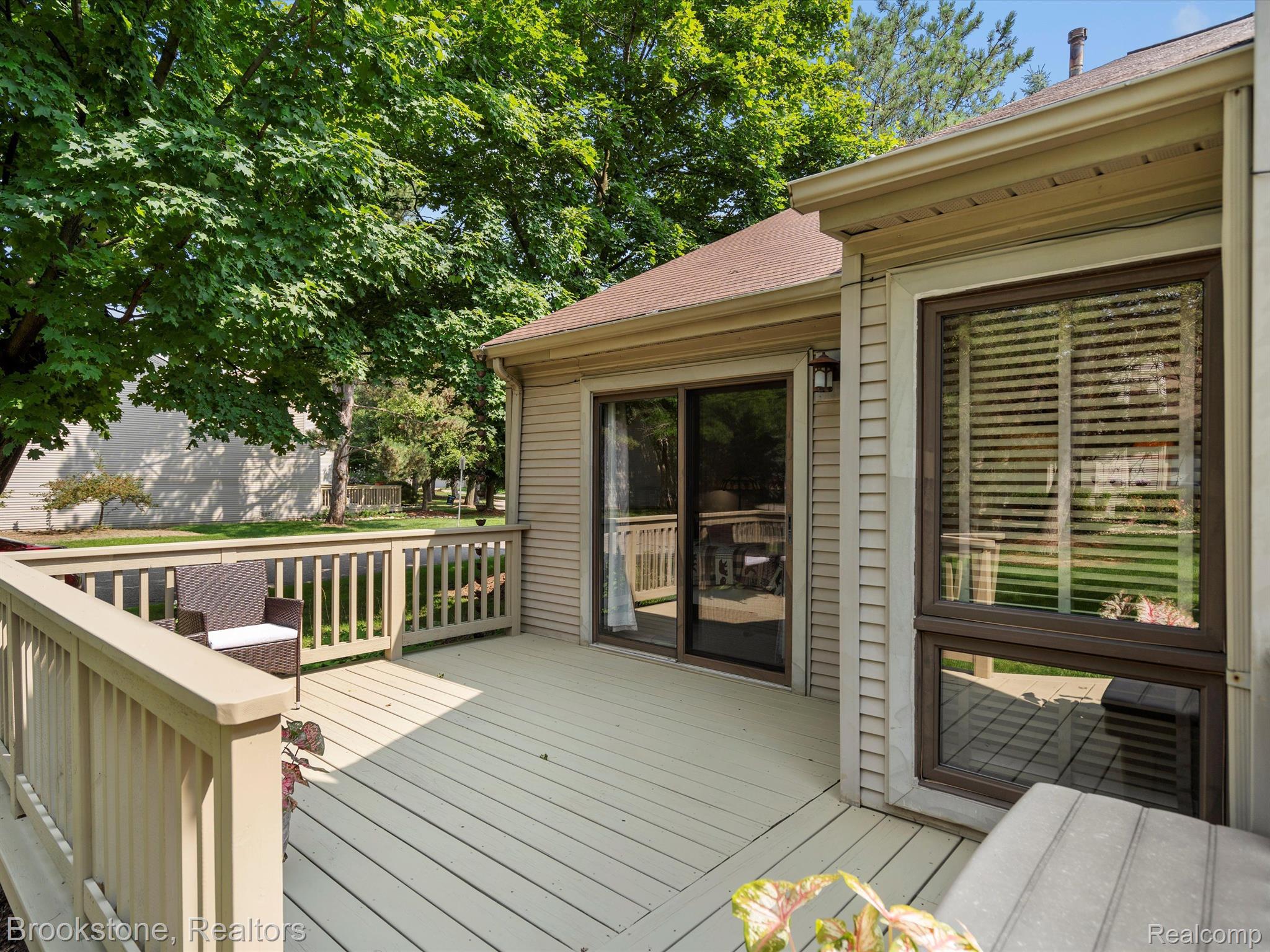 564 Victoria Rochester, MI 48307 - Photo 34 of 40 Gallery Image 34