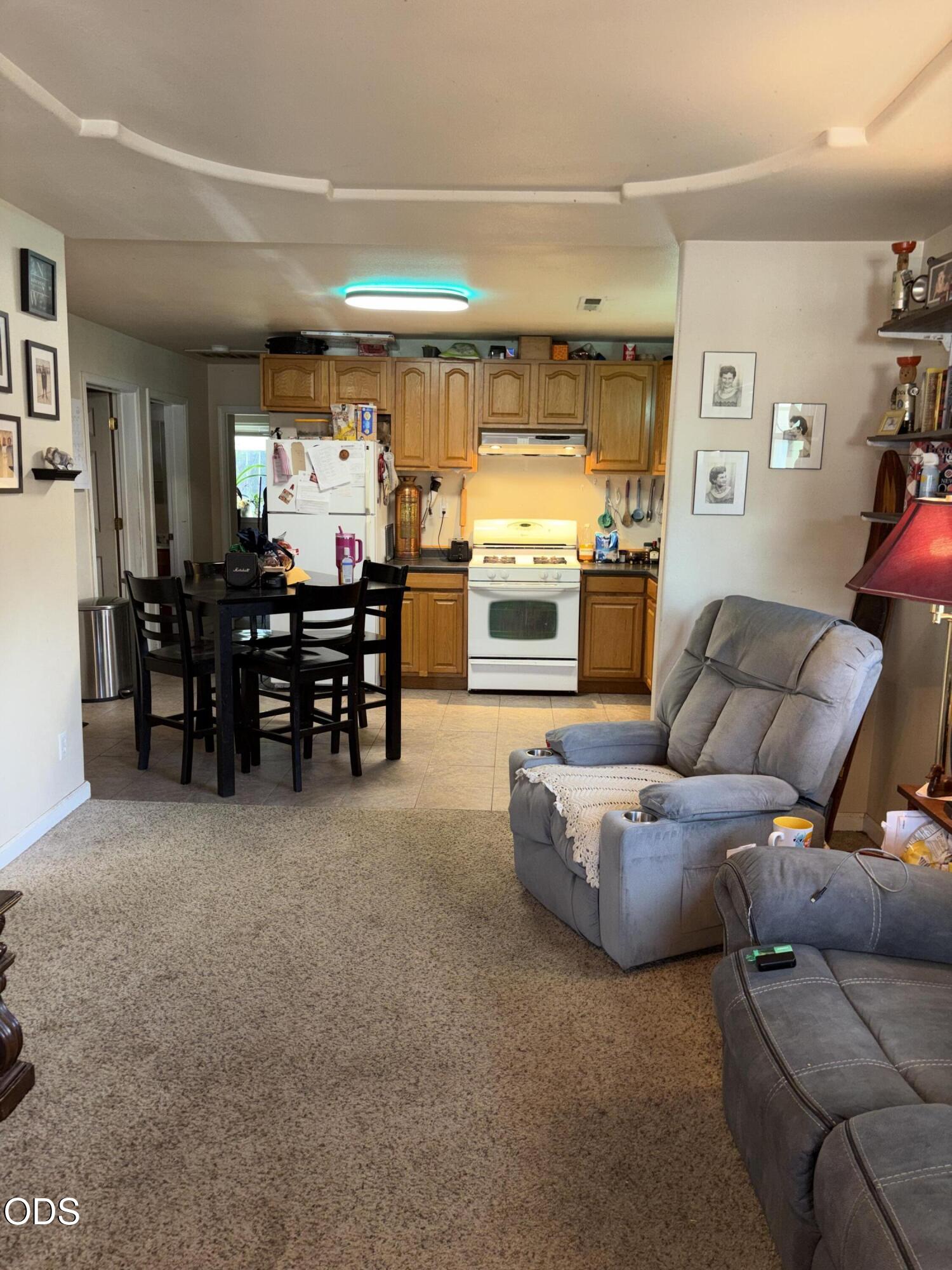 223 Mortimer Street Klamath Falls, OR 97601 - Photo 7 of 29