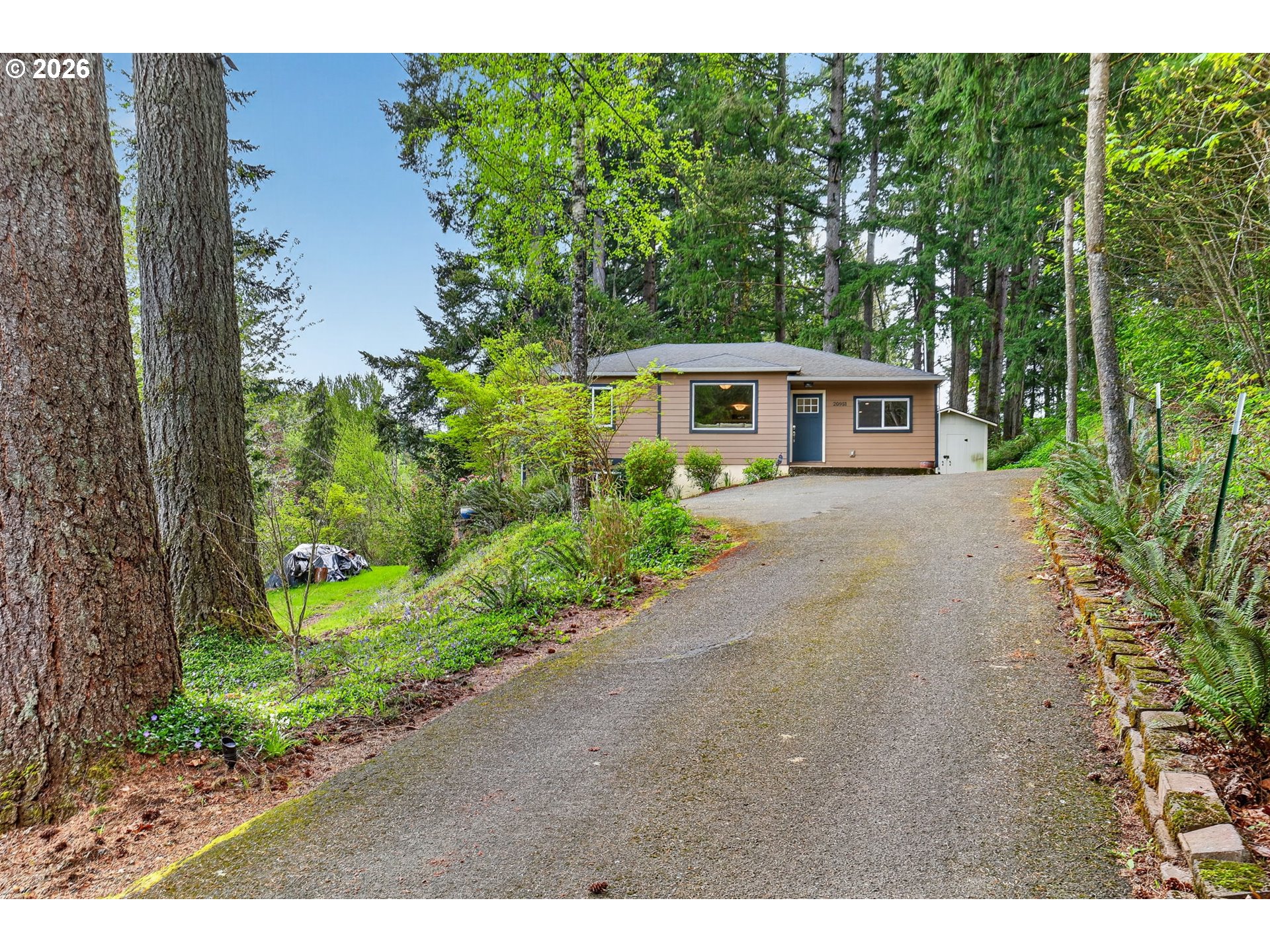 20951 Southeast Bohna Park Road Damascus, OR 97089 - Photo 2 of 48 Driveway