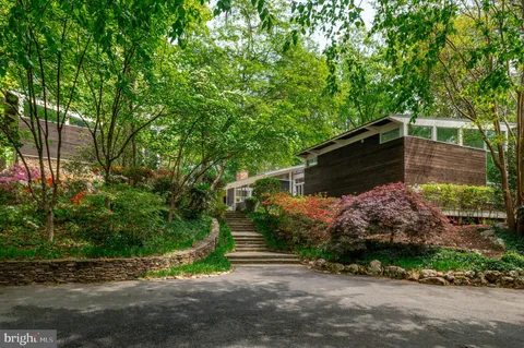 $2,300,000 | 7201 Broxburn Drive, Bethesda, MD 20817