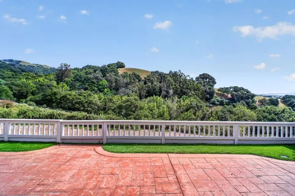 $1,588,888 | 9060 Village View Drive, San Jose, CA 95135
