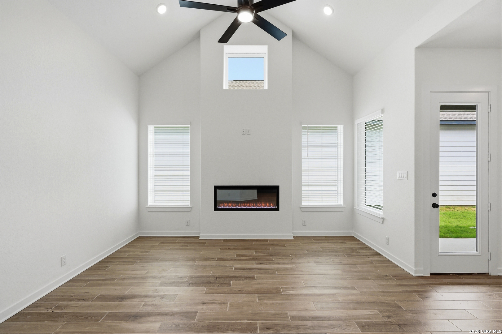 9427 Hidden Stone Schertz, TX 78154 - Photo 13 of 41