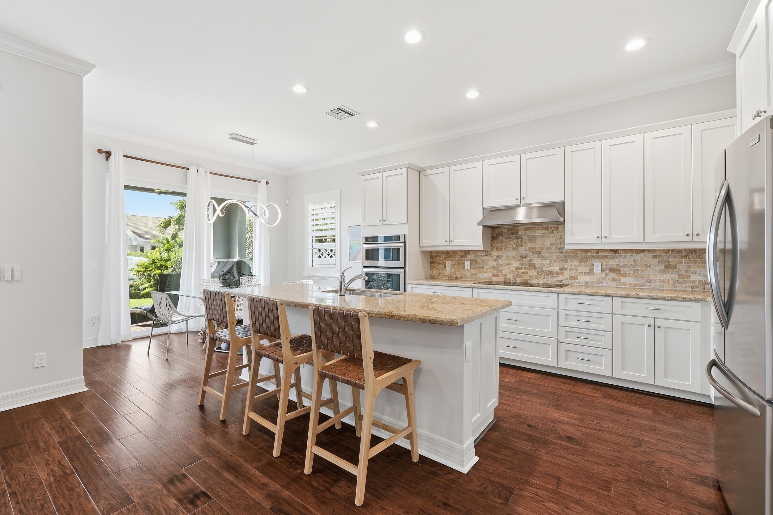 1358 Community Drive Jupiter, FL 33458 - Photo 16 of 44 17_8p3a3258