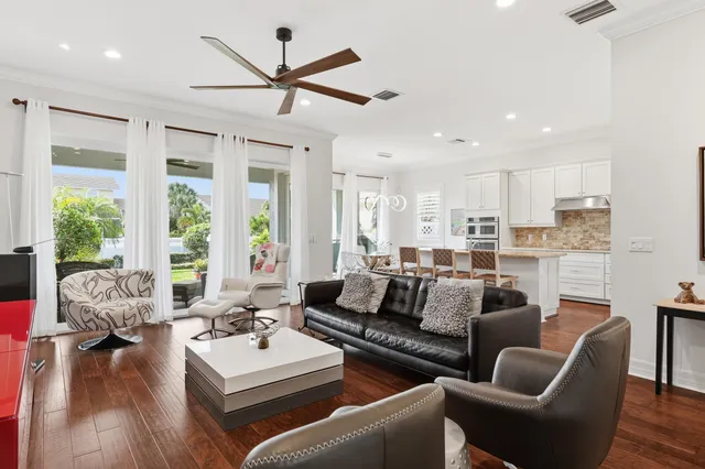 $1,185,000 | 1358 Community Drive, Jupiter, FL 33458