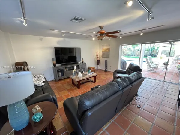 $1,295,000 | 17025 Southwest 80th Court, Palmetto Bay, FL 33157