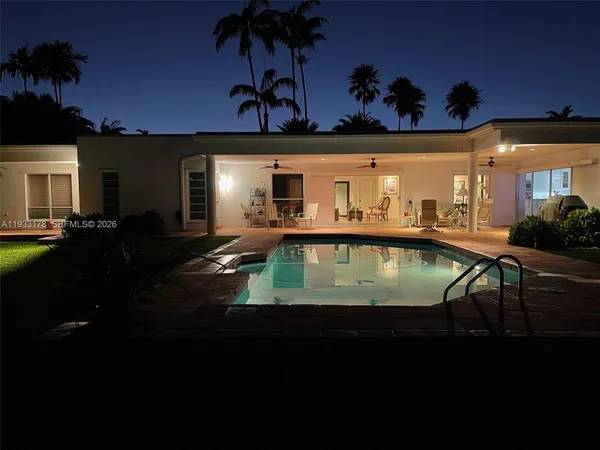 $1,295,000 | 17025 Southwest 80th Court, Palmetto Bay, FL 33157