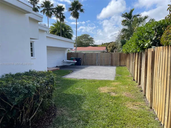 $1,295,000 | 17025 Southwest 80th Court, Palmetto Bay, FL 33157