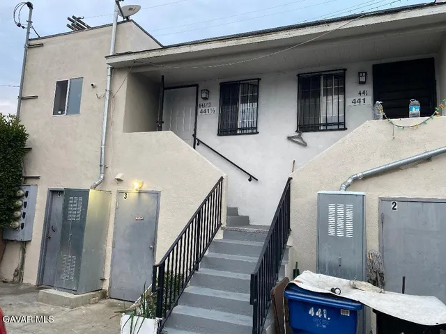 $1,500 | 439 East Florence Avenue West, Unit 441 1/2, Los Angeles, CA 90003