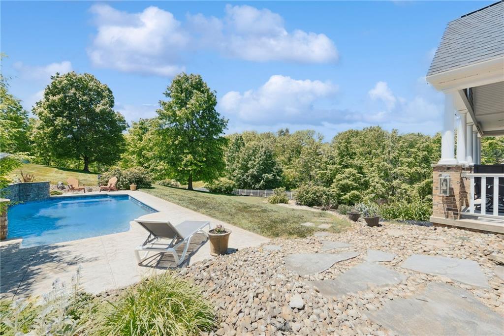 1010 Augusta Circle Irwin, PA 15642 - Photo 32 of 39