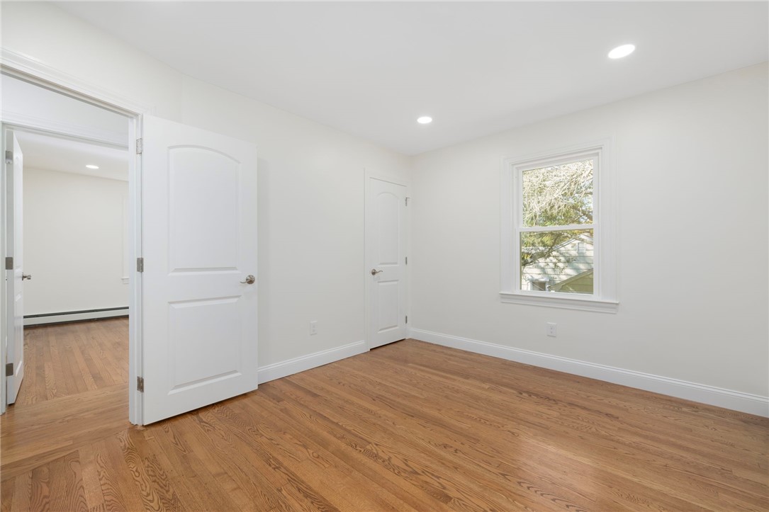 5 Pleasant View Circle Smithfield, RI 02828 - Photo 18 of 35