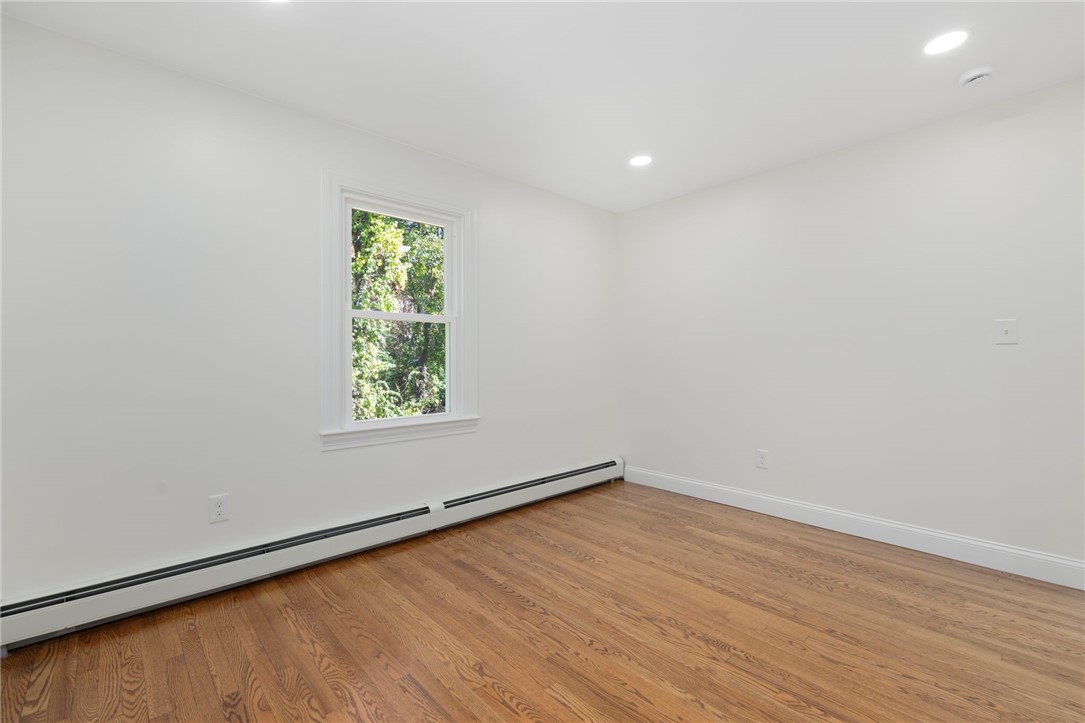 5 Pleasant View Circle Smithfield, RI 02828 - Photo 19 of 35