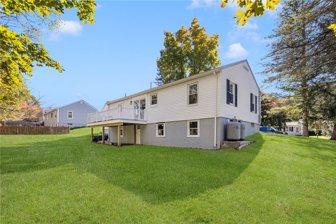 5 Pleasant View Circle Smithfield, RI 02828 - Photo 33 of 35