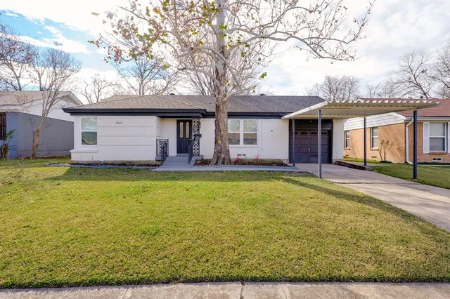 $1,725 | 2824 Lockhart Avenue, Dallas, TX 75228