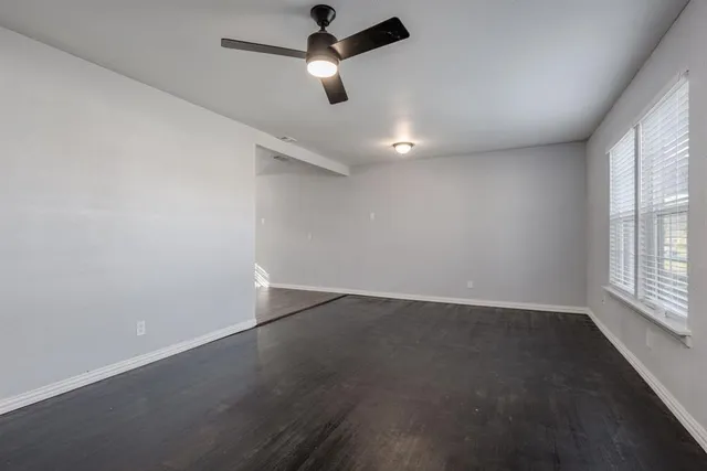 $1,725 | 2824 Lockhart Avenue, Dallas, TX 75228