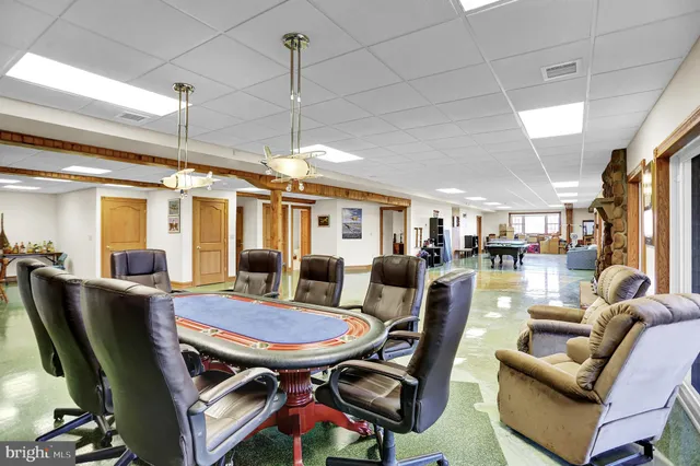 $3,995,000 | 656 Airport Drive, Mifflintown, PA 17059