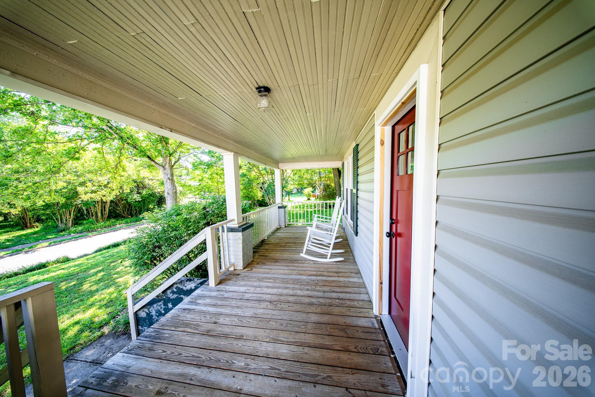 110 North Chestnut Street Morganton, NC 28655 - Photo 3 of 15
