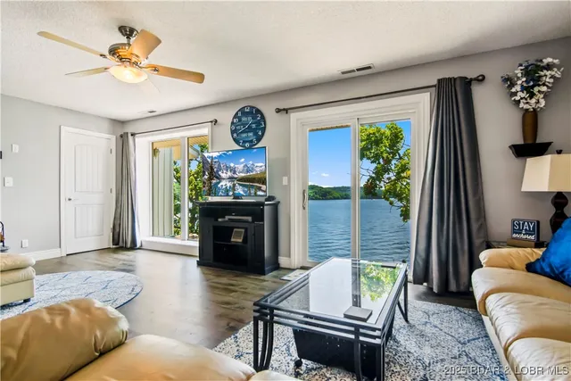 $314,900 | 889 Malibu Road, Unit 63, Osage Beach, MO 65065