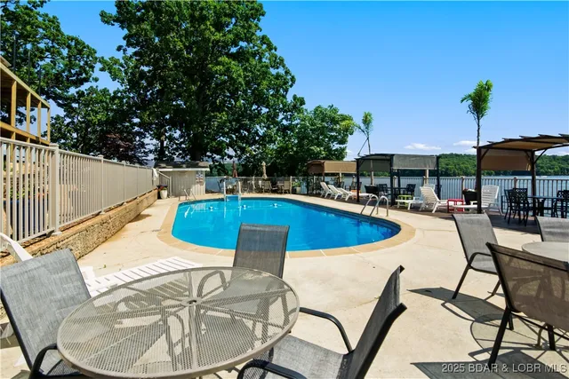 $314,900 | 889 Malibu Road, Unit 63, Osage Beach, MO 65065
