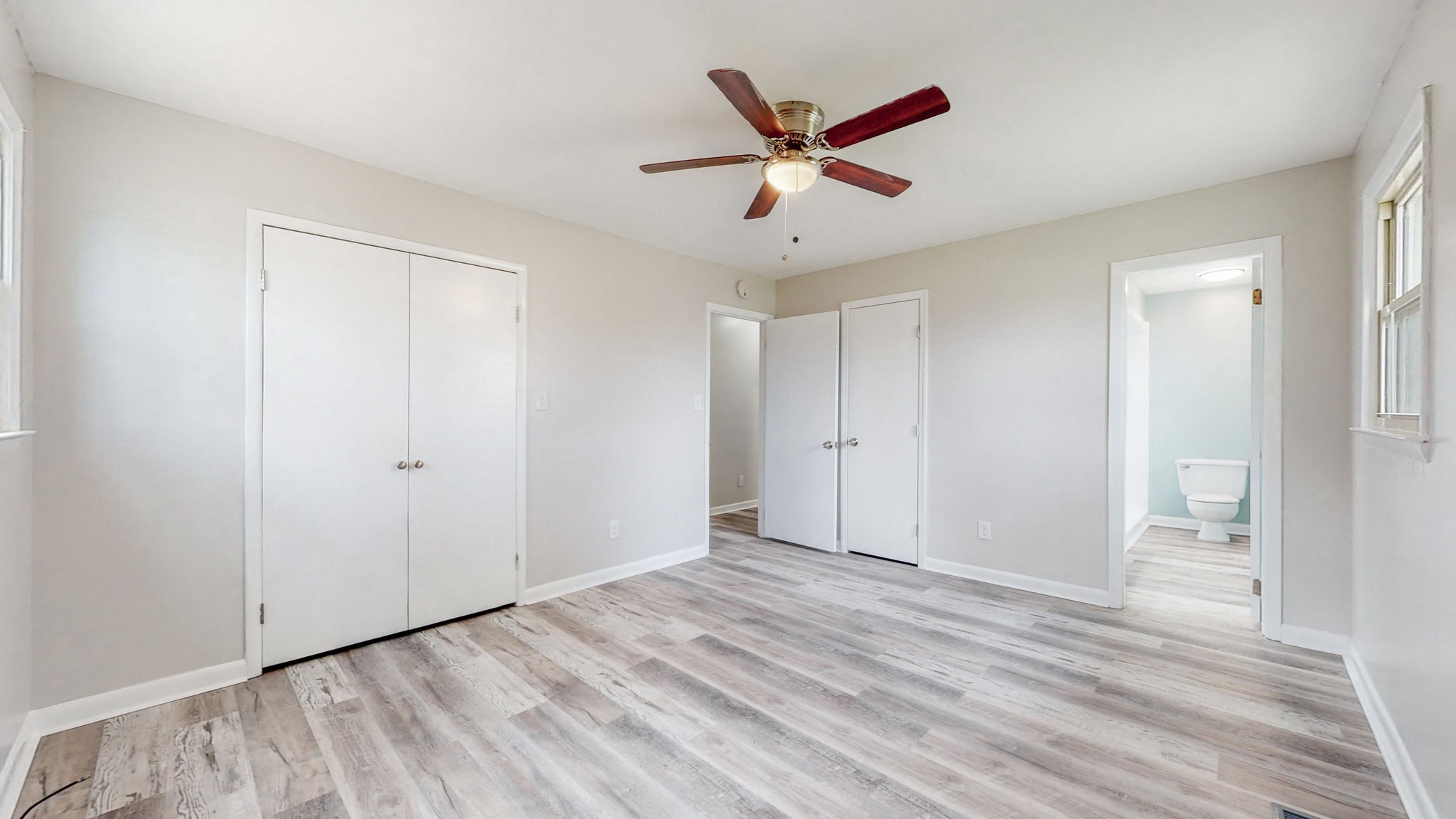 102 East Prospect Road Fayetteville, TN 37334 - Photo 22 of 32 a view of empty room with wooden floor
