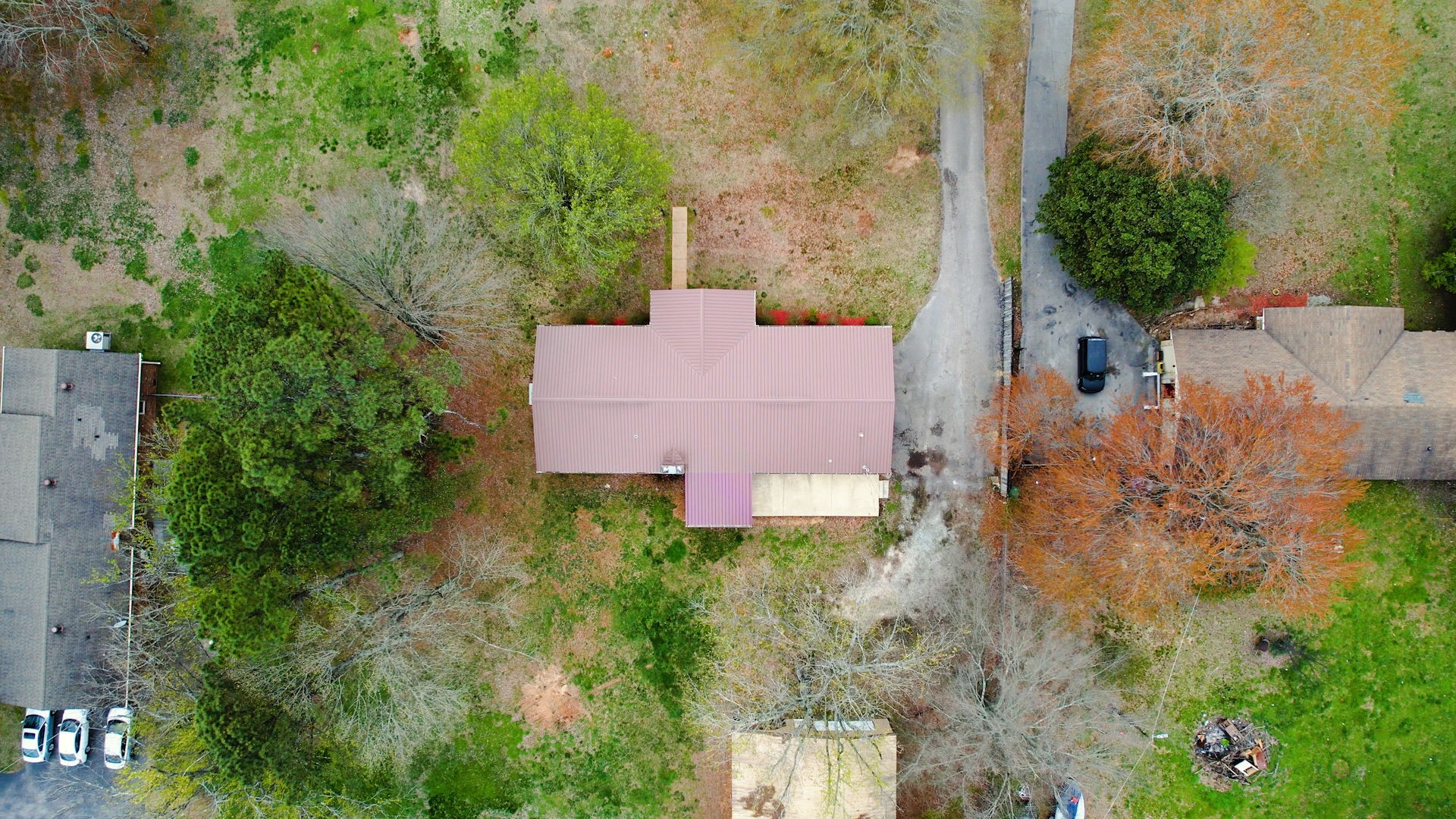 102 East Prospect Road Fayetteville, TN 37334 - Photo 28 of 32 an aerial view of a house with a yard