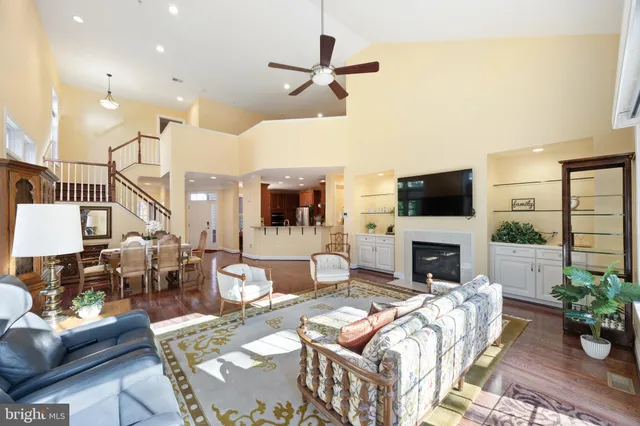 $680,000 | 820 Hidden Bluff Circle, Catonsville, MD 21228