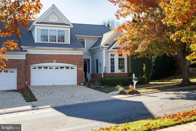 $680,000 | 820 Hidden Bluff Circle, Catonsville, MD 21228