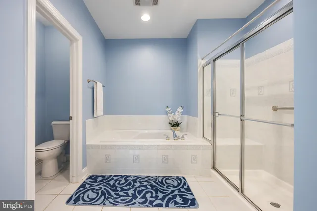 $680,000 | 820 Hidden Bluff Circle, Catonsville, MD 21228