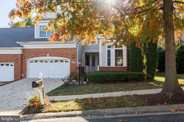 $680,000 | 820 Hidden Bluff Circle, Catonsville, MD 21228