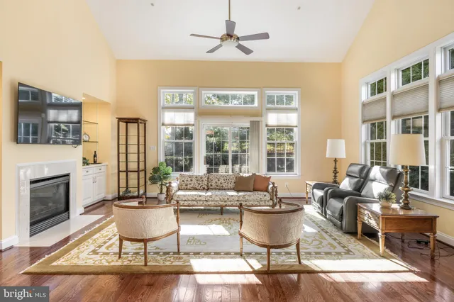 $680,000 | 820 Hidden Bluff Circle, Catonsville, MD 21228