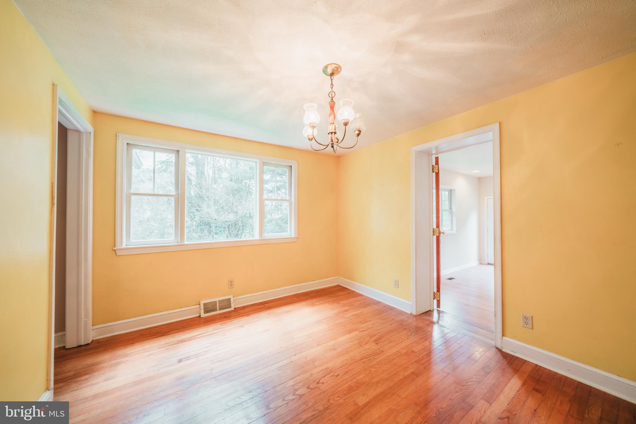 4141 Remount Road Front Royal, VA 22630 - Photo 12 of 37 Dining room