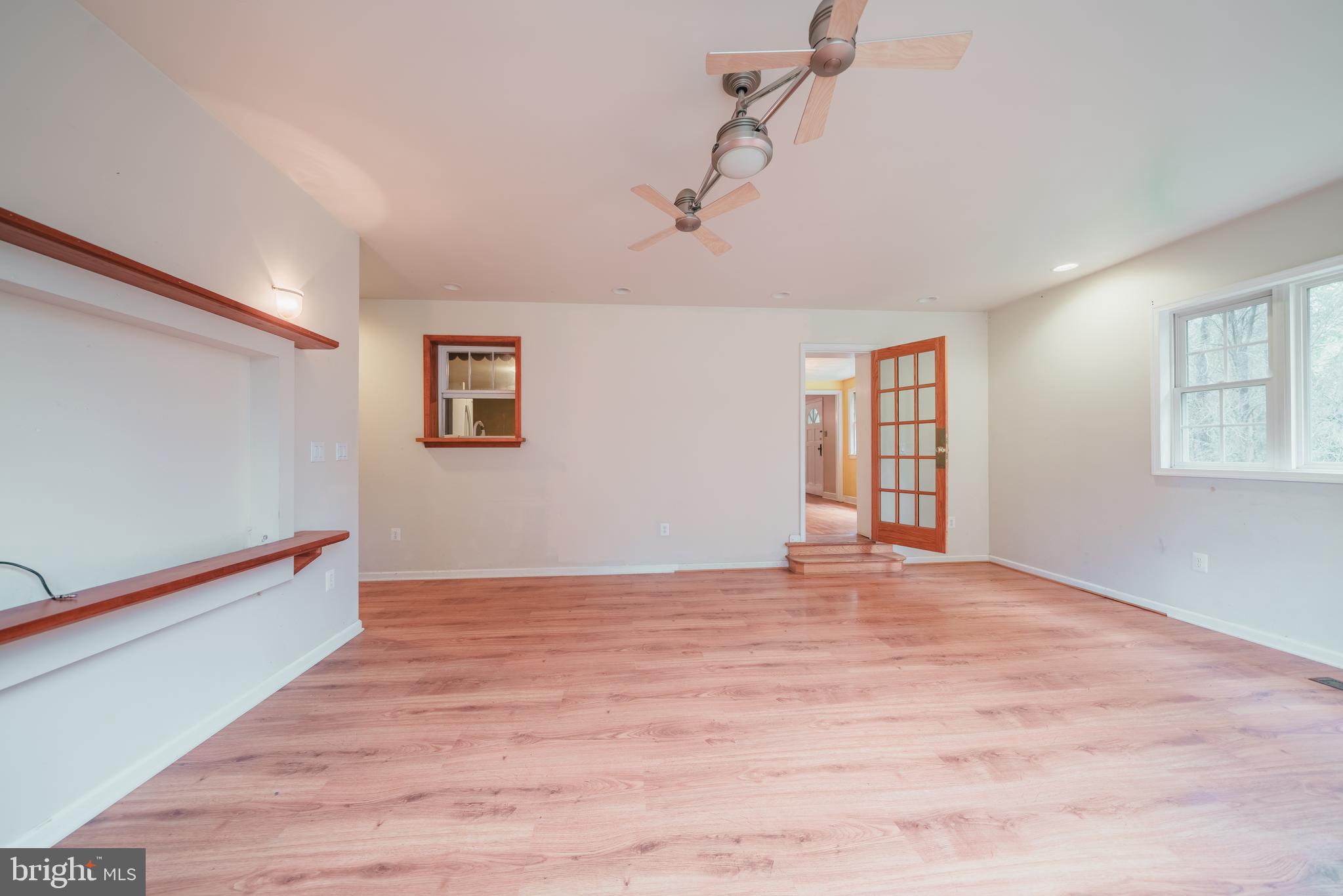 4141 Remount Road Front Royal, VA 22630 - Photo 15 of 37 Living room