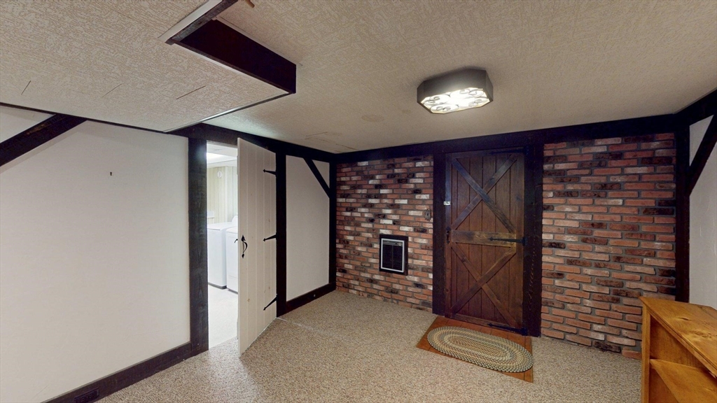 60 Old Farm Road Mansfield, MA 02048 - Photo 30 of 41 Gallery Image 30