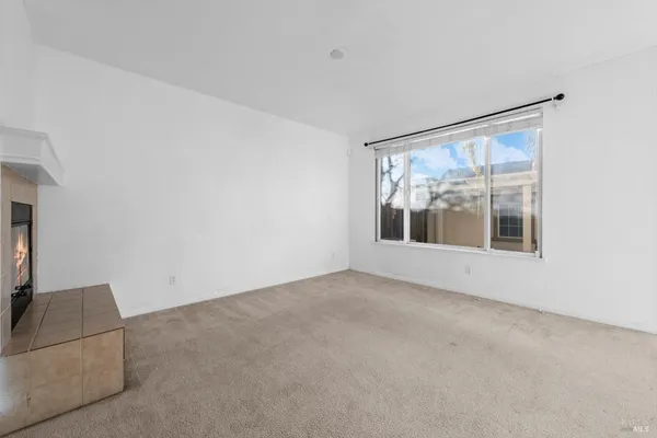 a view of a livingroom with an empty space
