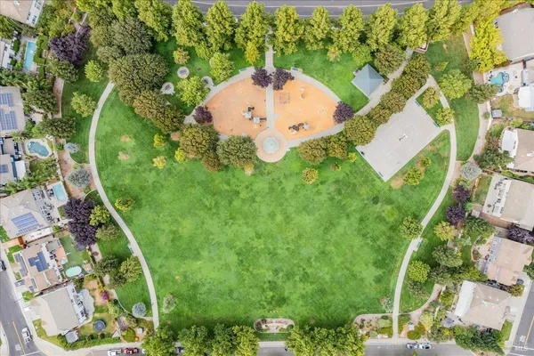 $540,000 | 1325 Valley Glen Drive, Dixon, CA 95620